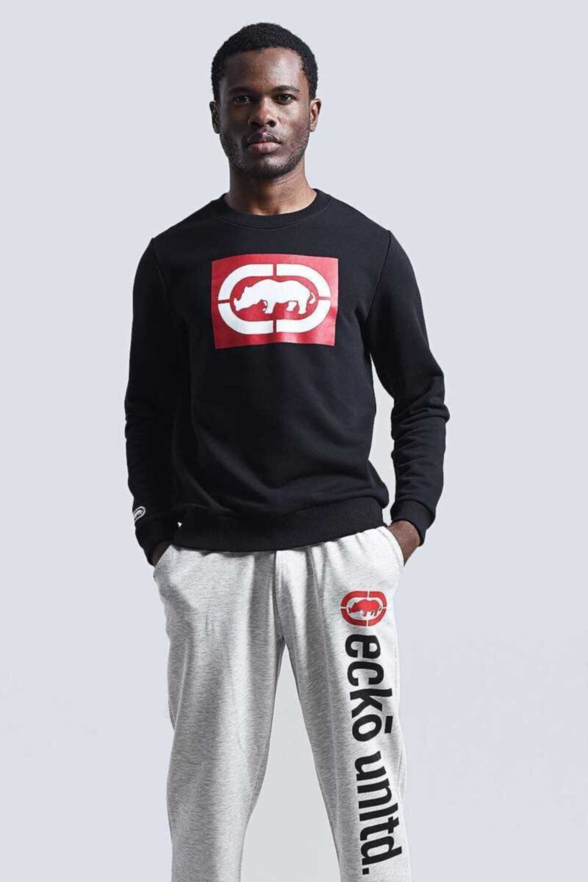 هودي Ecko Unltd لون أسود