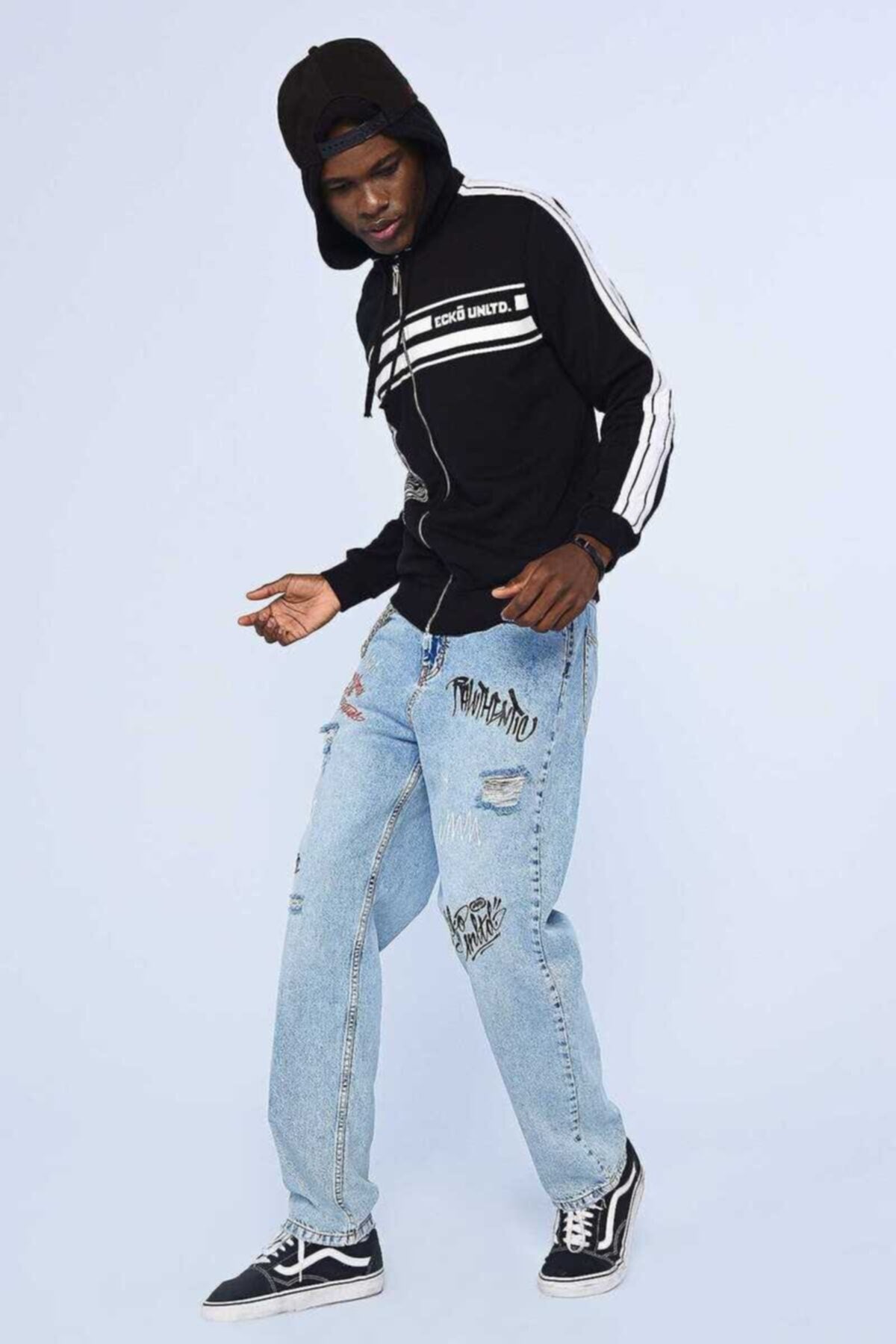 هودي Ecko Unltd لون أسود