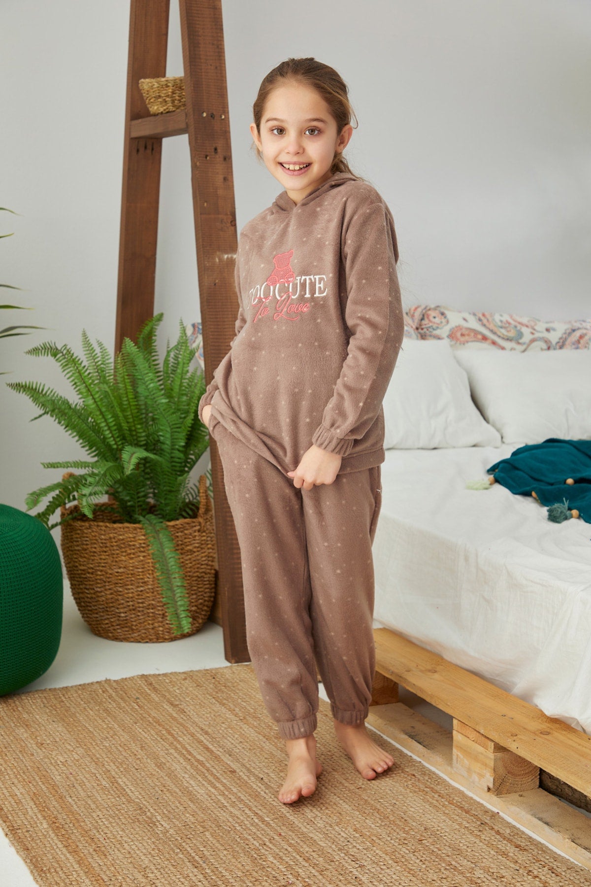 طقم بيجاما Siyah İnci لون بني