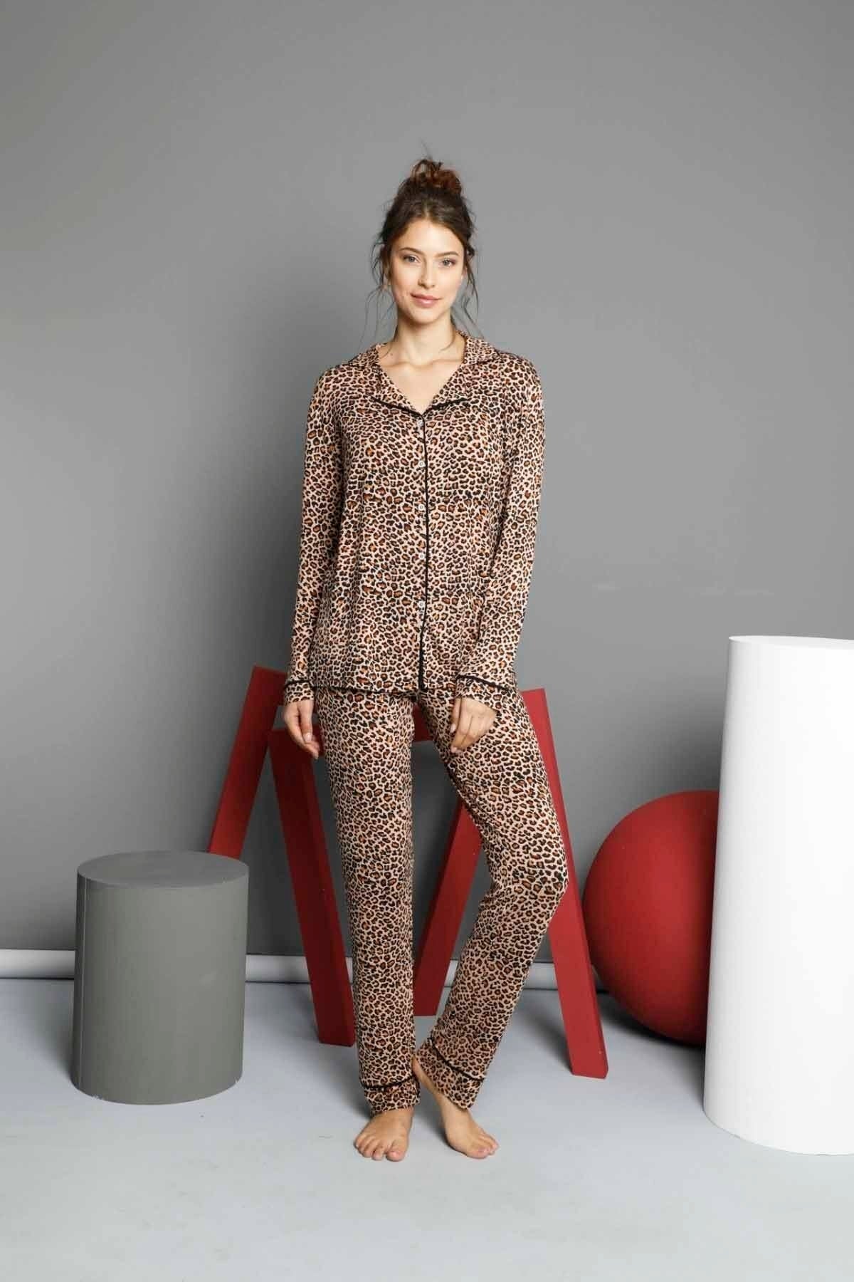 طقم بيجاما Siyah İnci لون بني