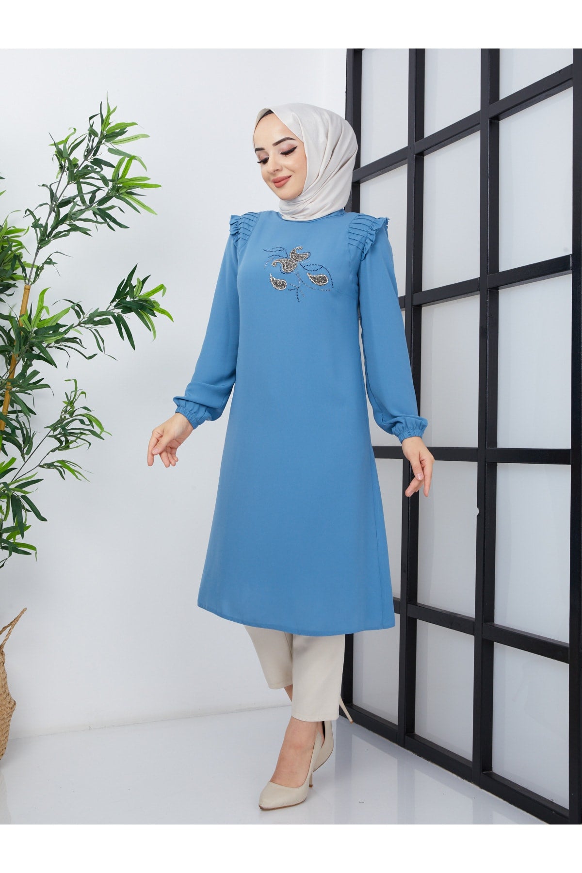 تونيك BELLİNA لون أزرق