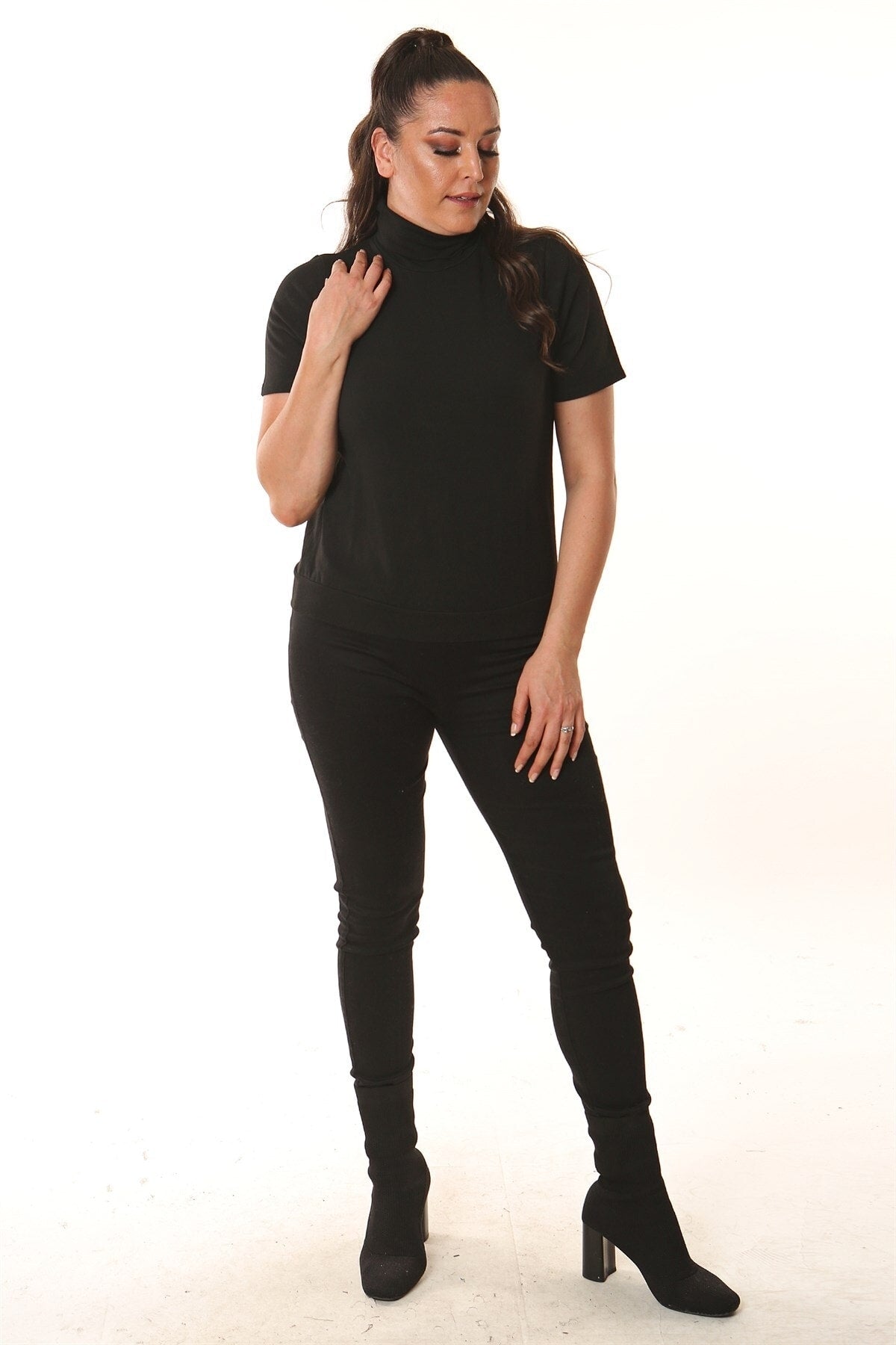 بلوزة trend42plus لون أسود