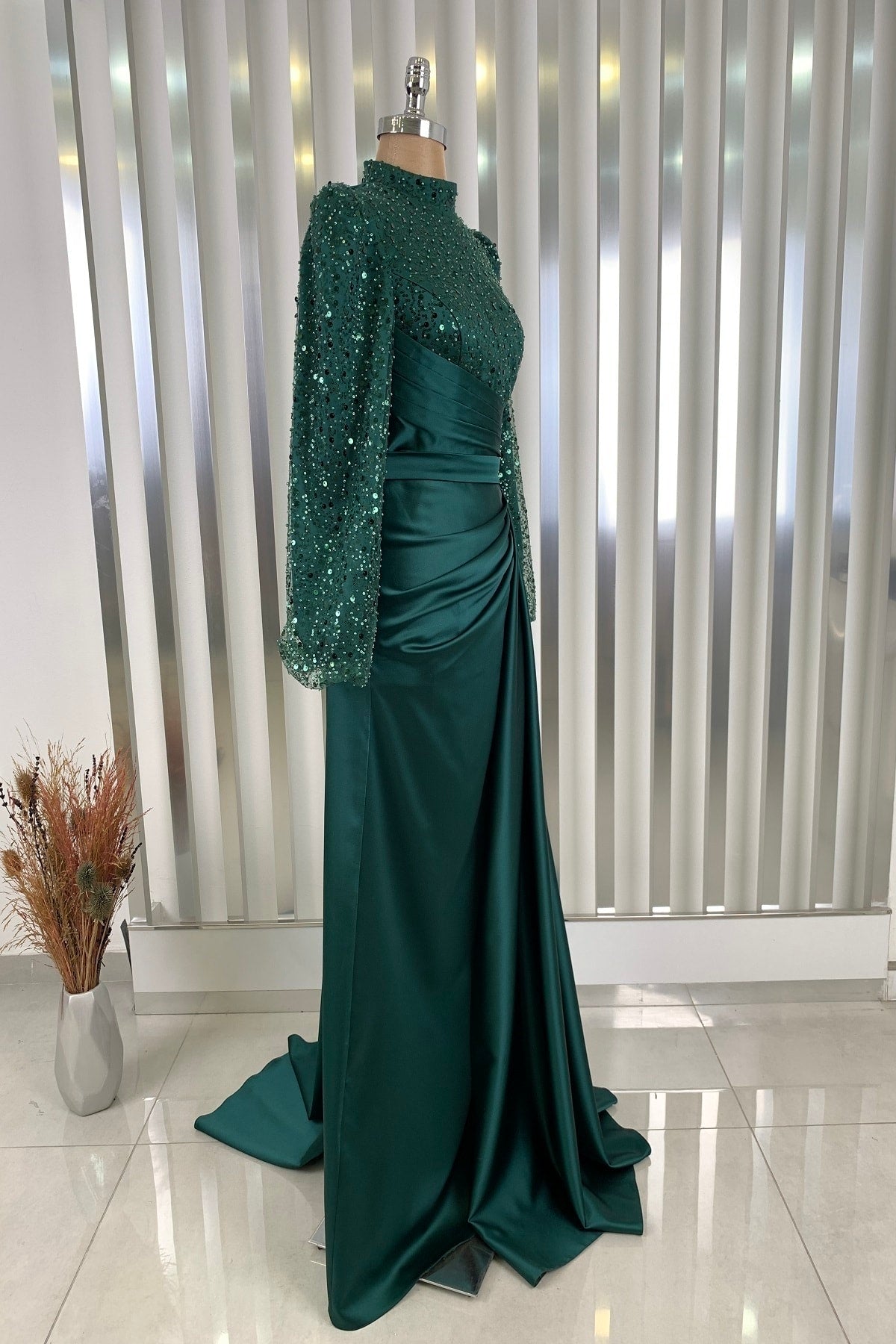 فستان سهرة Rana Zenn لون أخضر