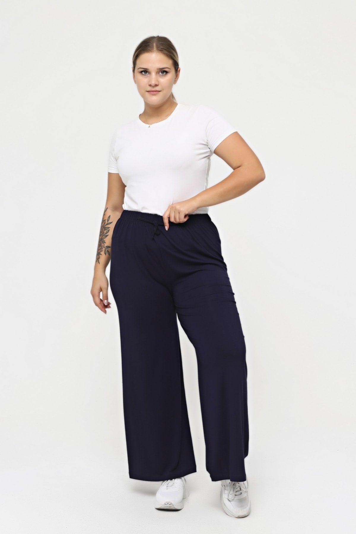 بنطال tarzımsüper لون أزرق غامق