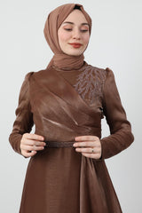 فستان سهرة giz astore لون بني