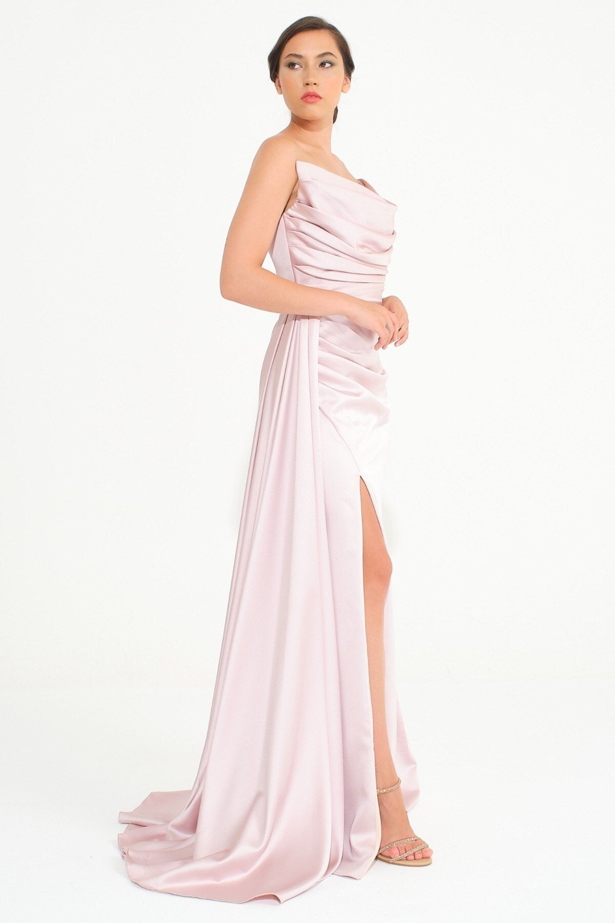 فستان سهرة SpringStore لون زهري
