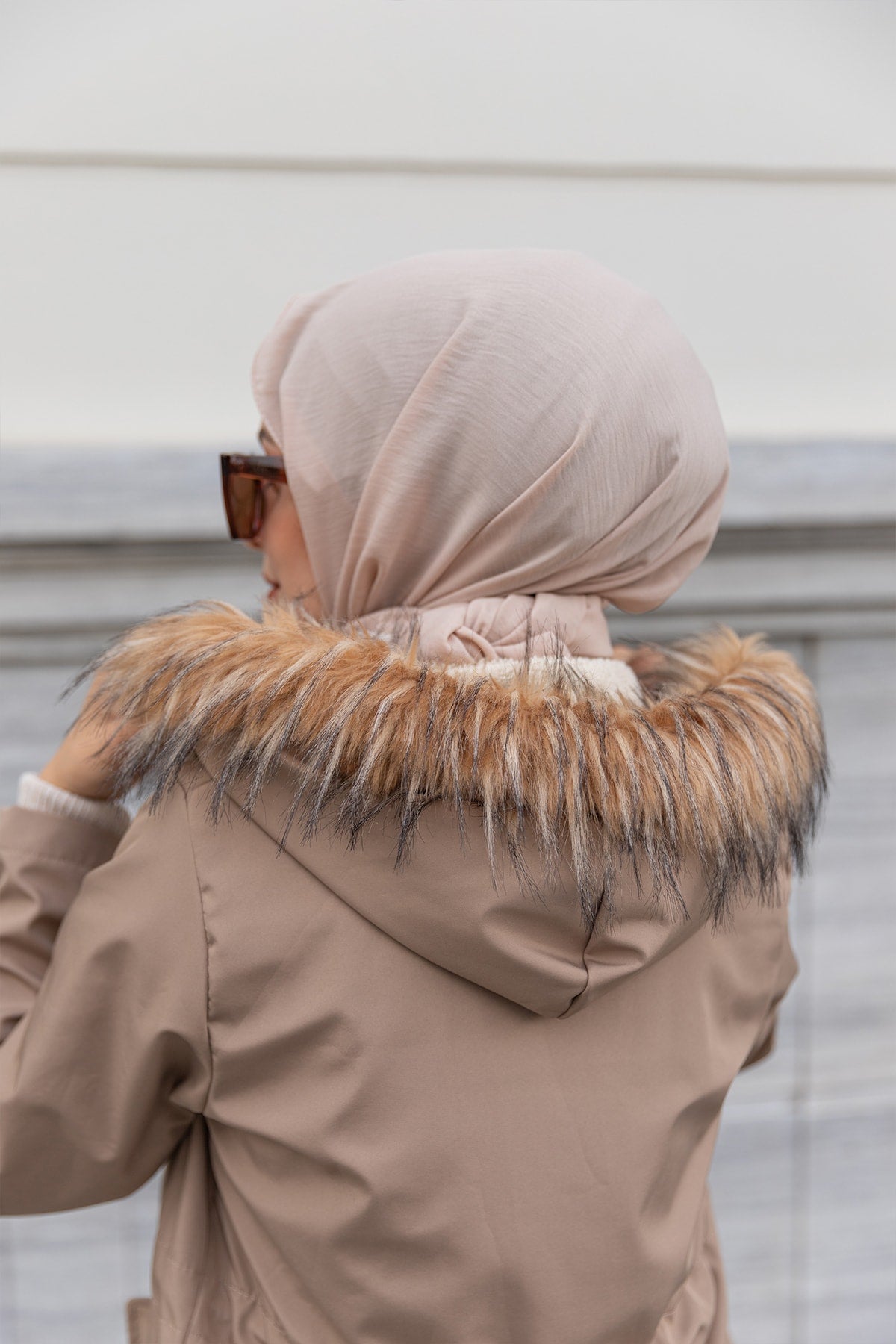 معطف benguen لون بني
