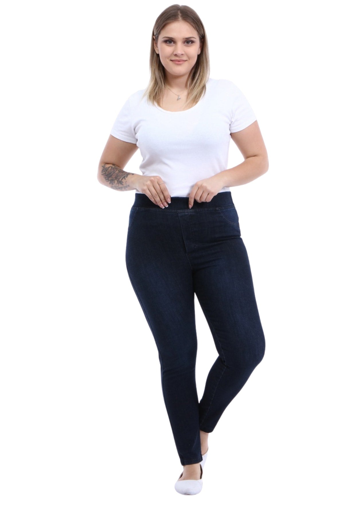 بنطال مقاس كبير AZEM لون أزرق غامق