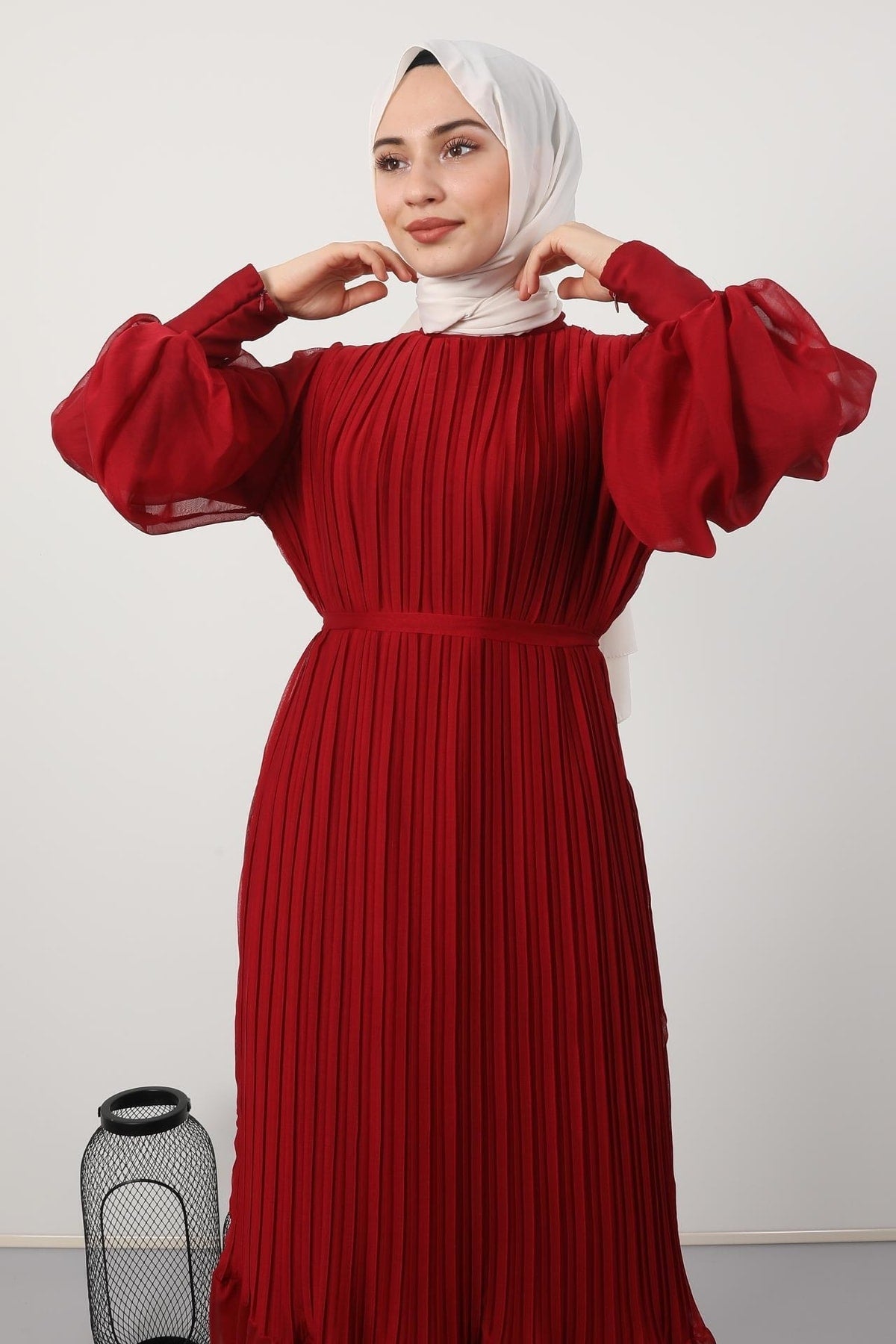 فستان سهرة giz astore لون أحمر