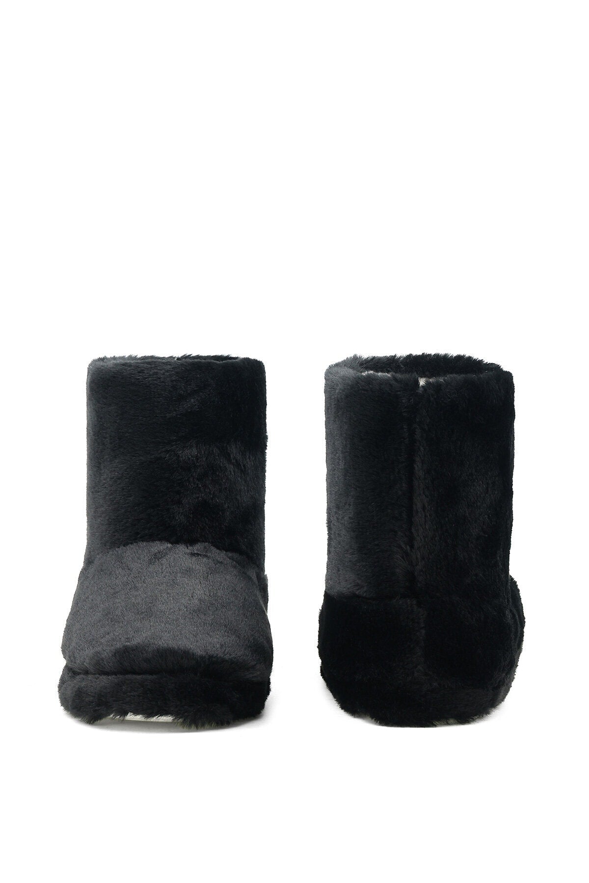 شبشب منزلي Nine West لون أسود