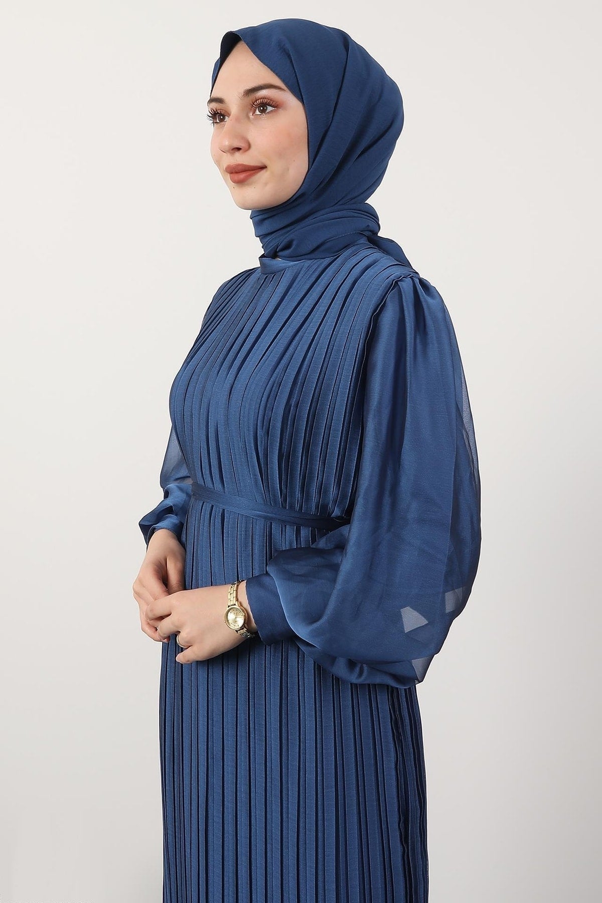 فستان سهرة giz astore لون أزرق غامق