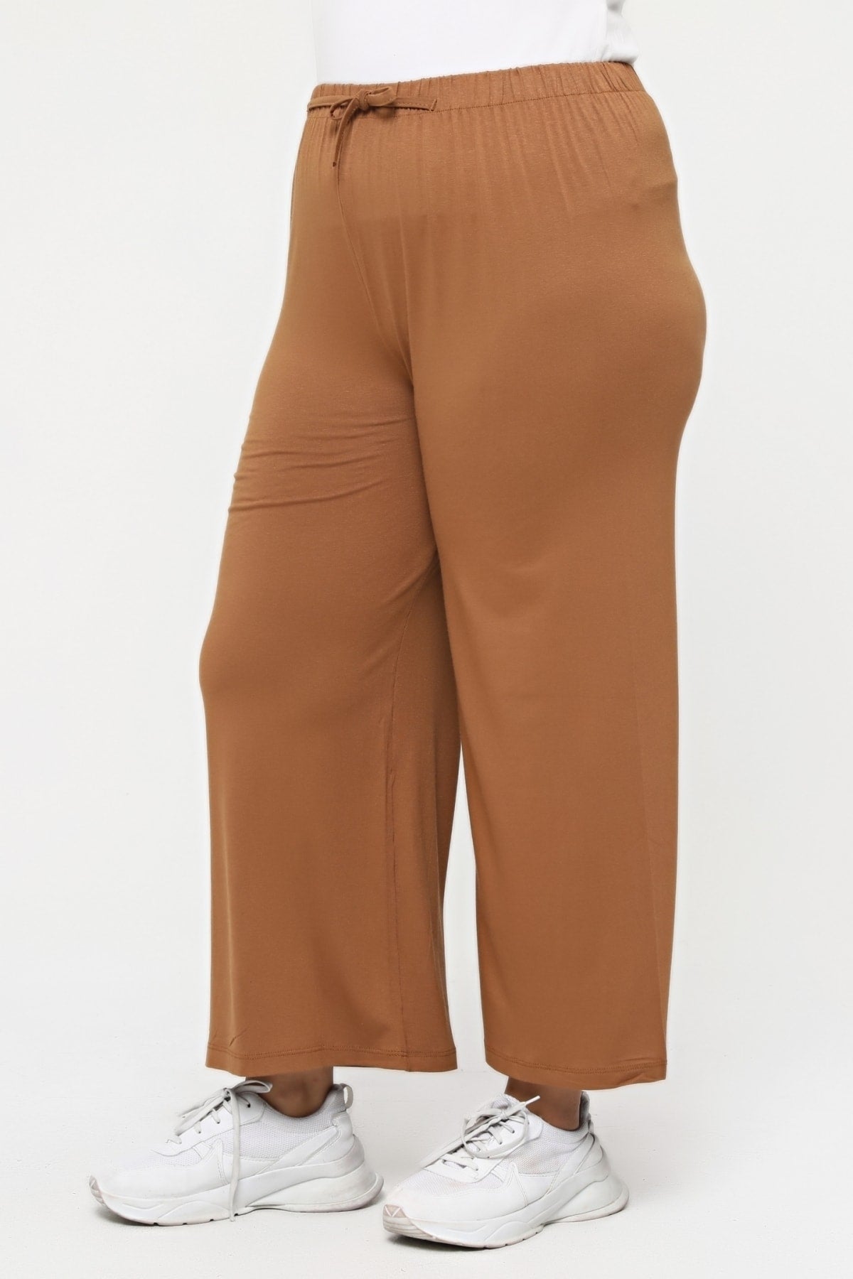 بنطال tarzımsüper لون بني