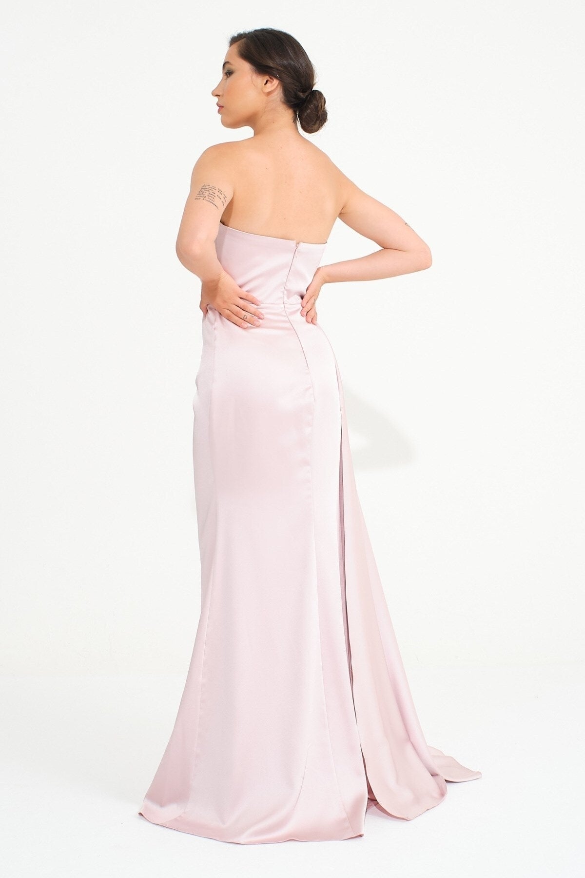 فستان سهرة SpringStore لون زهري