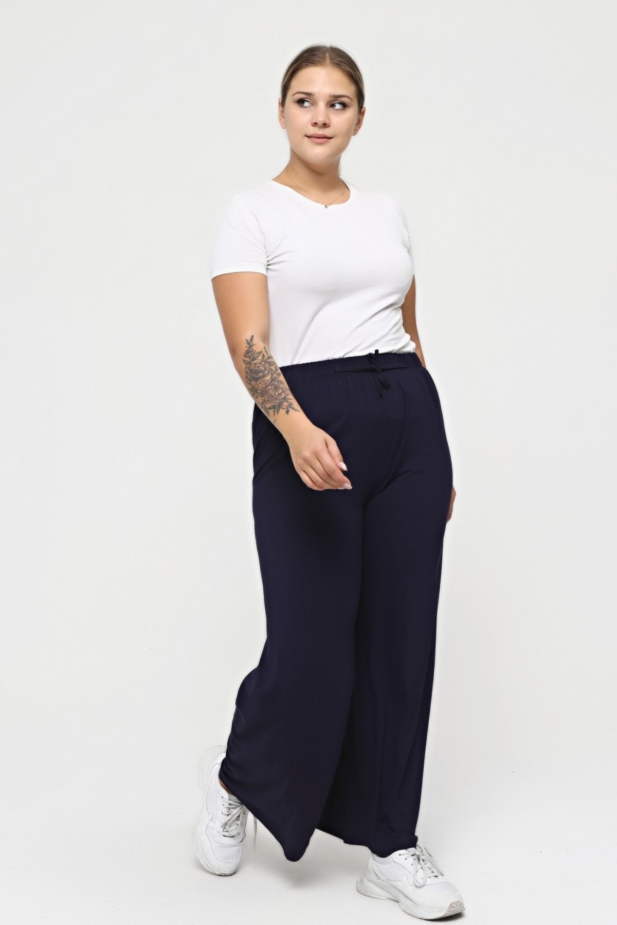 بنطال tarzımsüper لون أزرق غامق