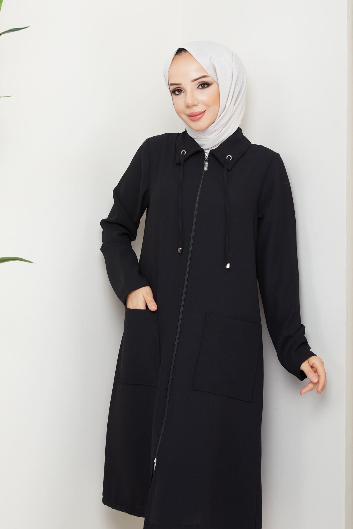 عباية BELLİNA لون أسود
