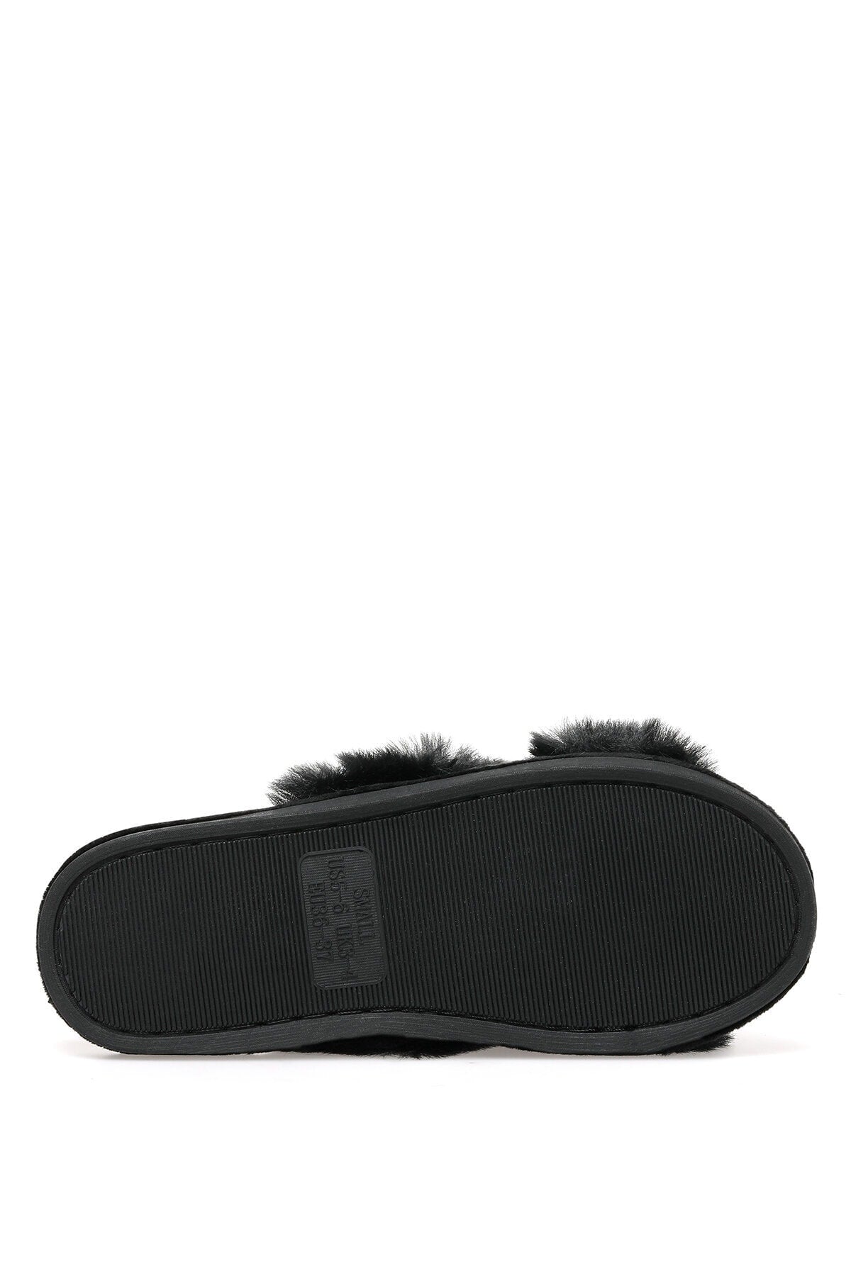 شبشب منزلي Nine West لون أسود